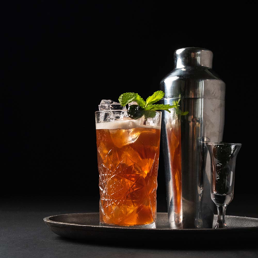 Singapore Gin Sling cocktail leje af uddannede bartendere